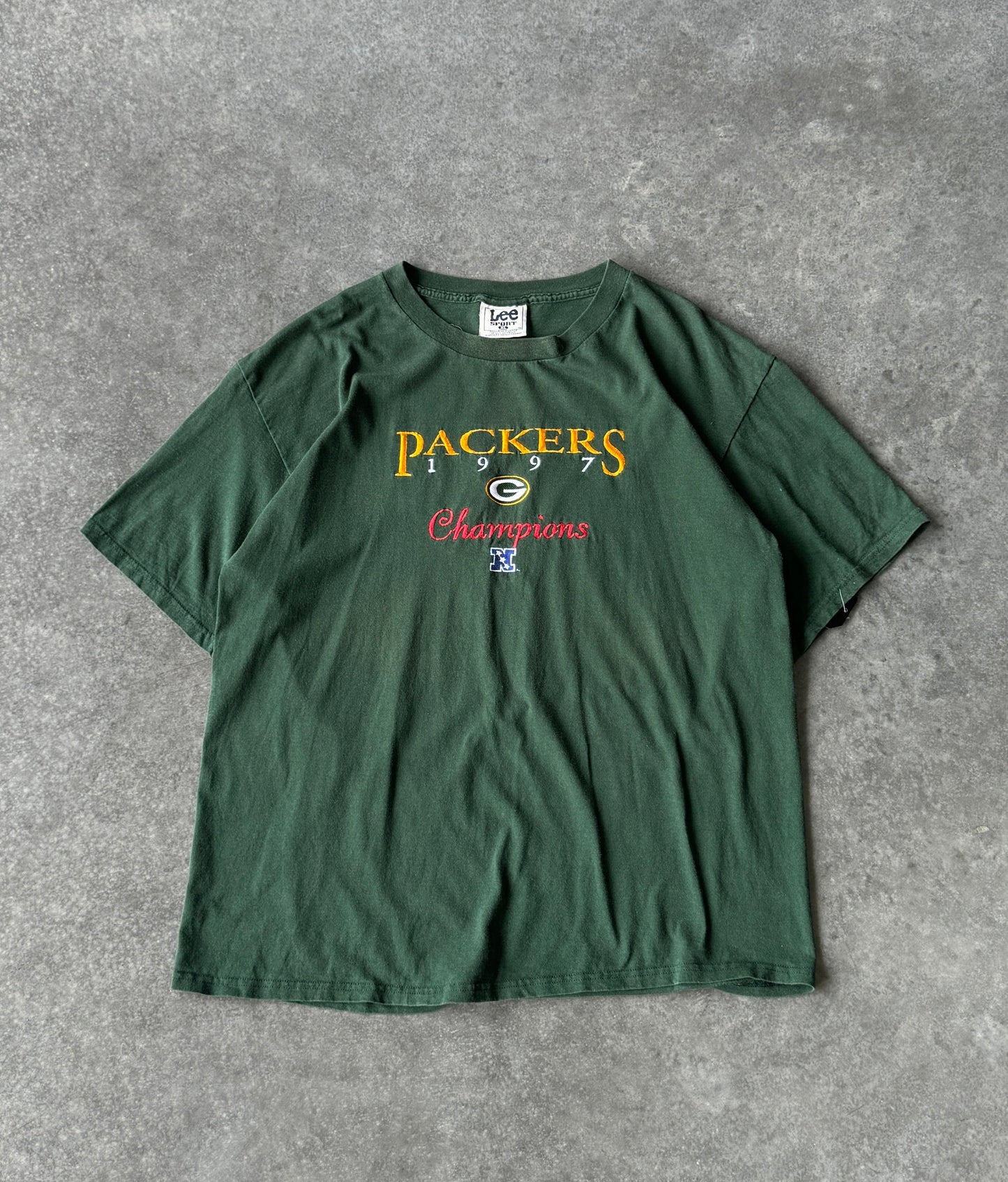 Vintage 97' Greenbay Packers Championship Embroidered Tee (XL)