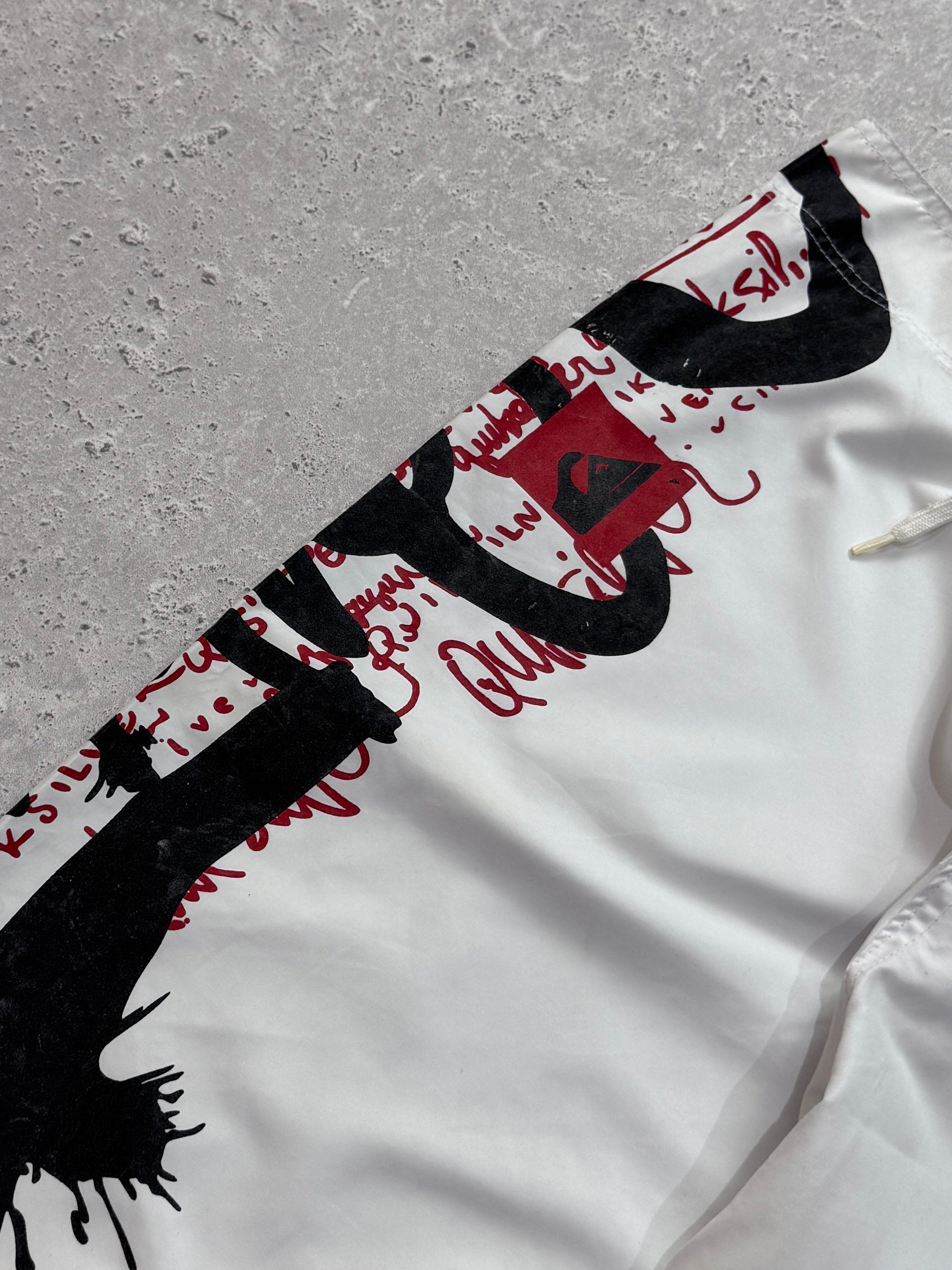 Vintage Y2K Quiksilver Boardshorts (32”)