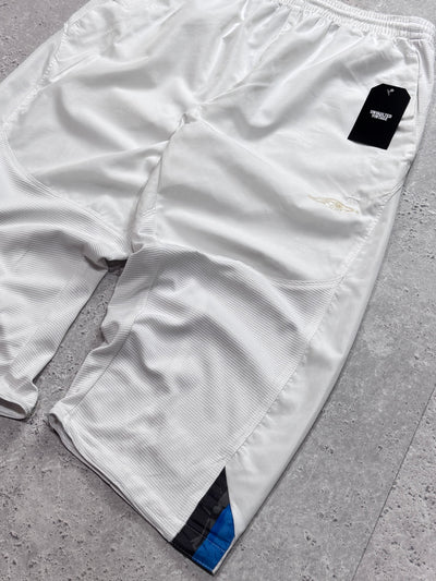 Vintage Y2K Umbro Adjustable 3/4 Track Shorts (M)