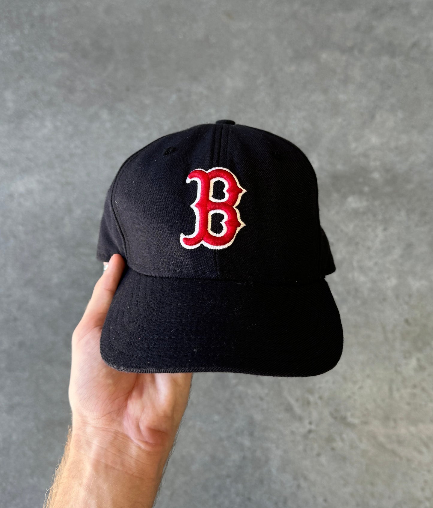 Vintage 00s Boston Red Sox Fitted Cap (7')