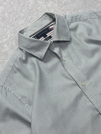 Vintage 2000s Tommy Hilfiger Button Up Shirt (L)