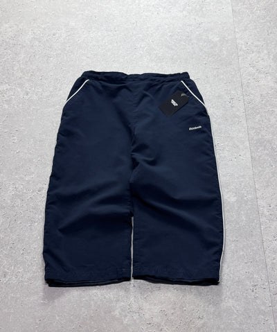 Vintage 2000s Reebok 3/4 Track Shorts (M)