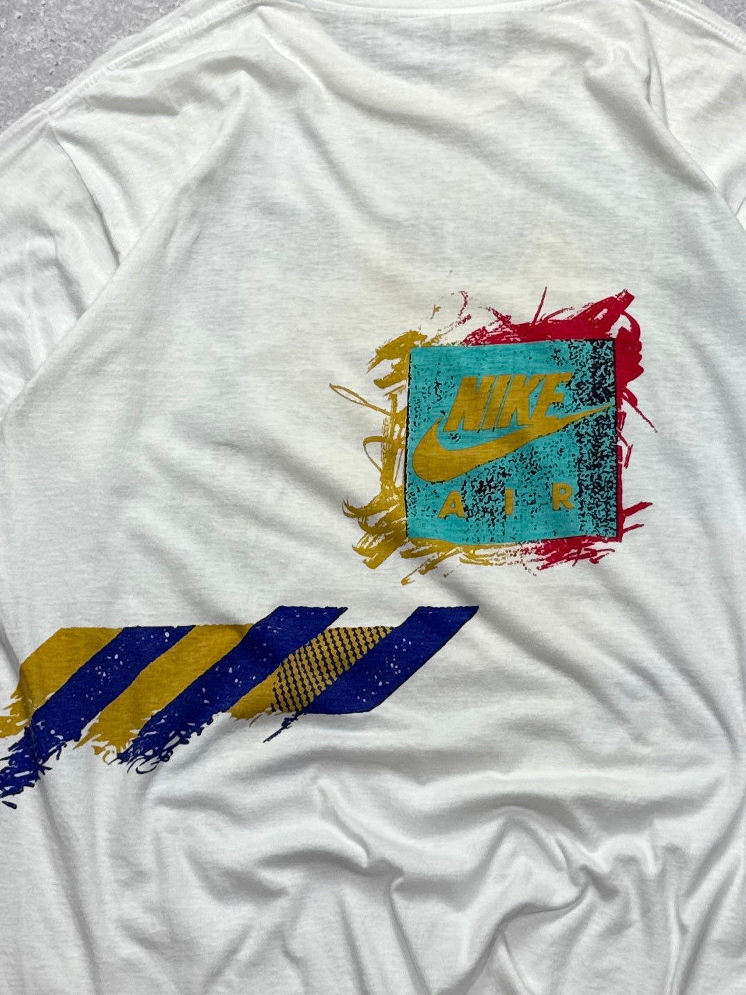 Vintage 90s Nike Abstract Tee (M)