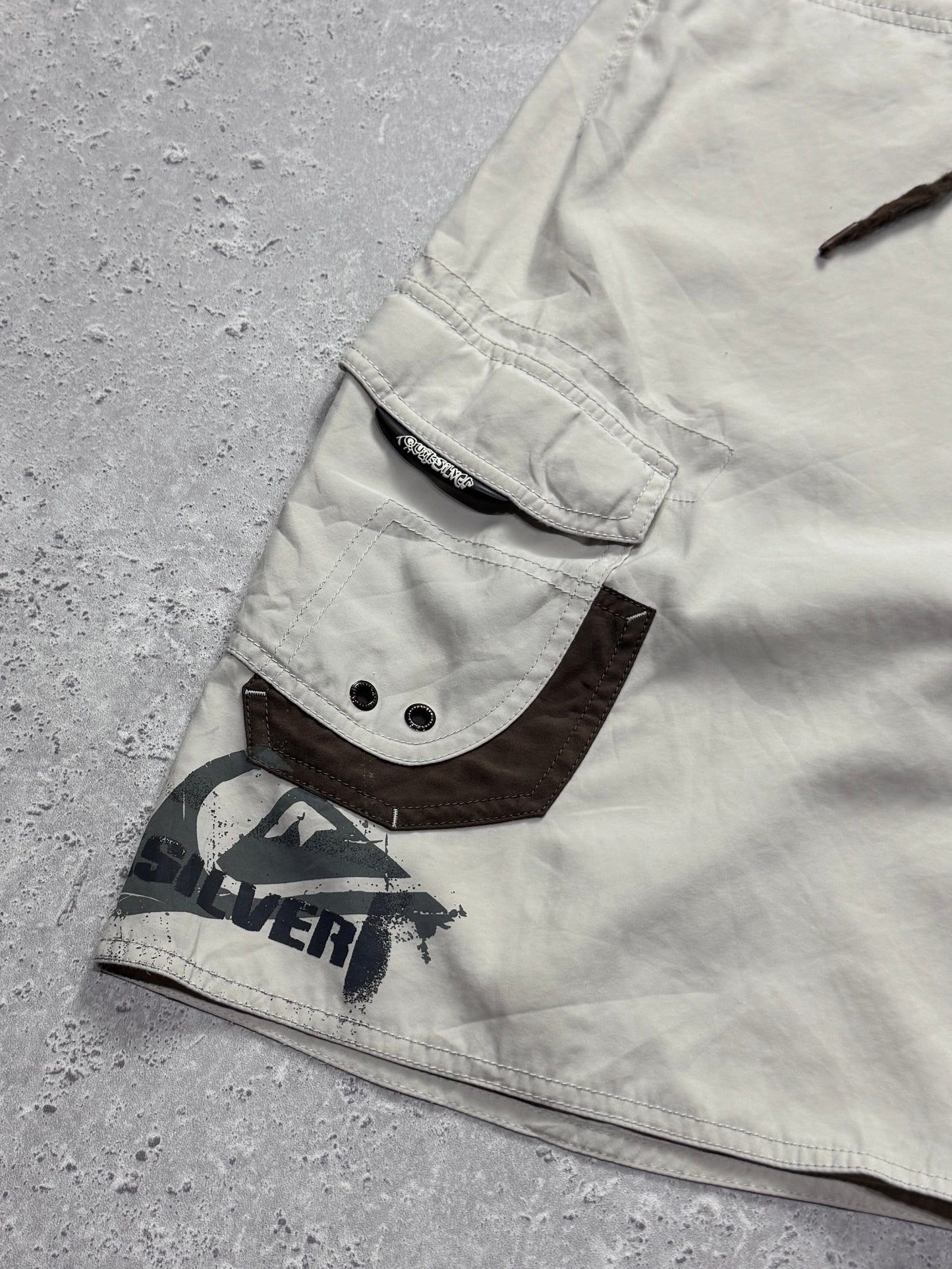 Vintage Y2K Quiksilver Boardshorts (30")