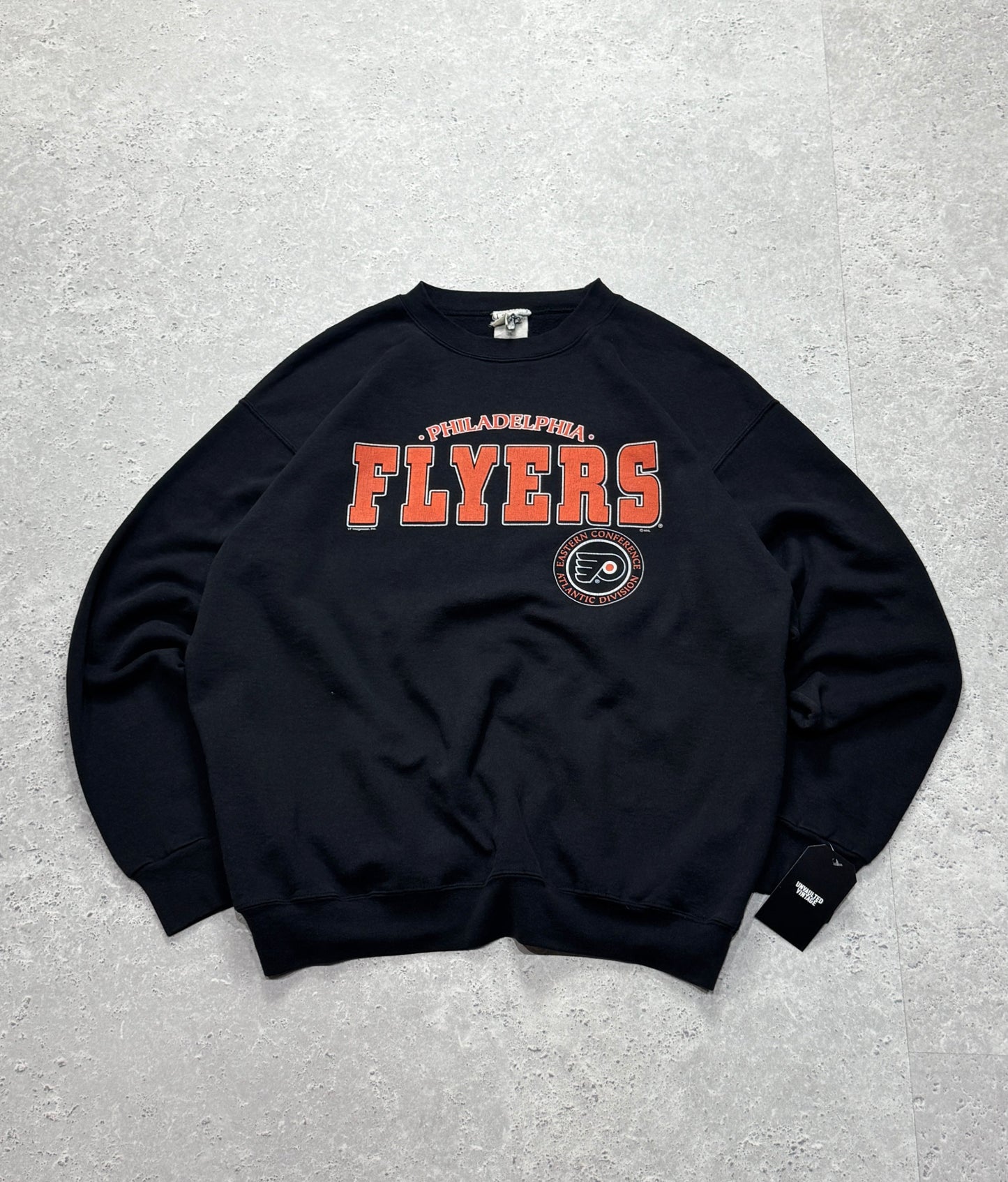 Vintage Philadelphia Flyers NHL Sweater (L)