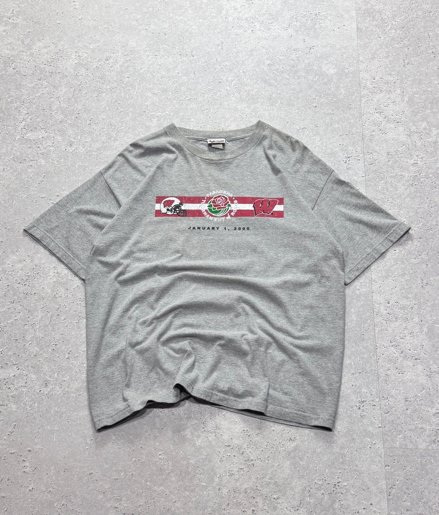 Vintage 2000s Wisconsin Badgers Rose Bowl Tee (XL)