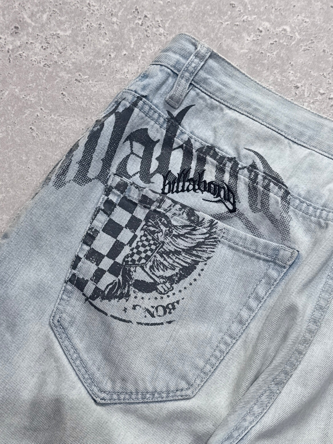Vintage Y2K Billabong Denim shorts (33”)
