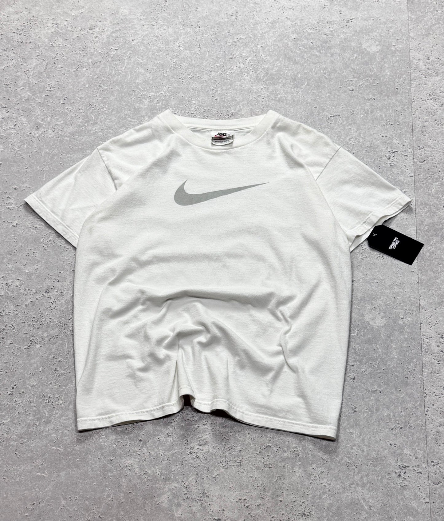 Vintage 90s Nike Swoosh Tee (S)