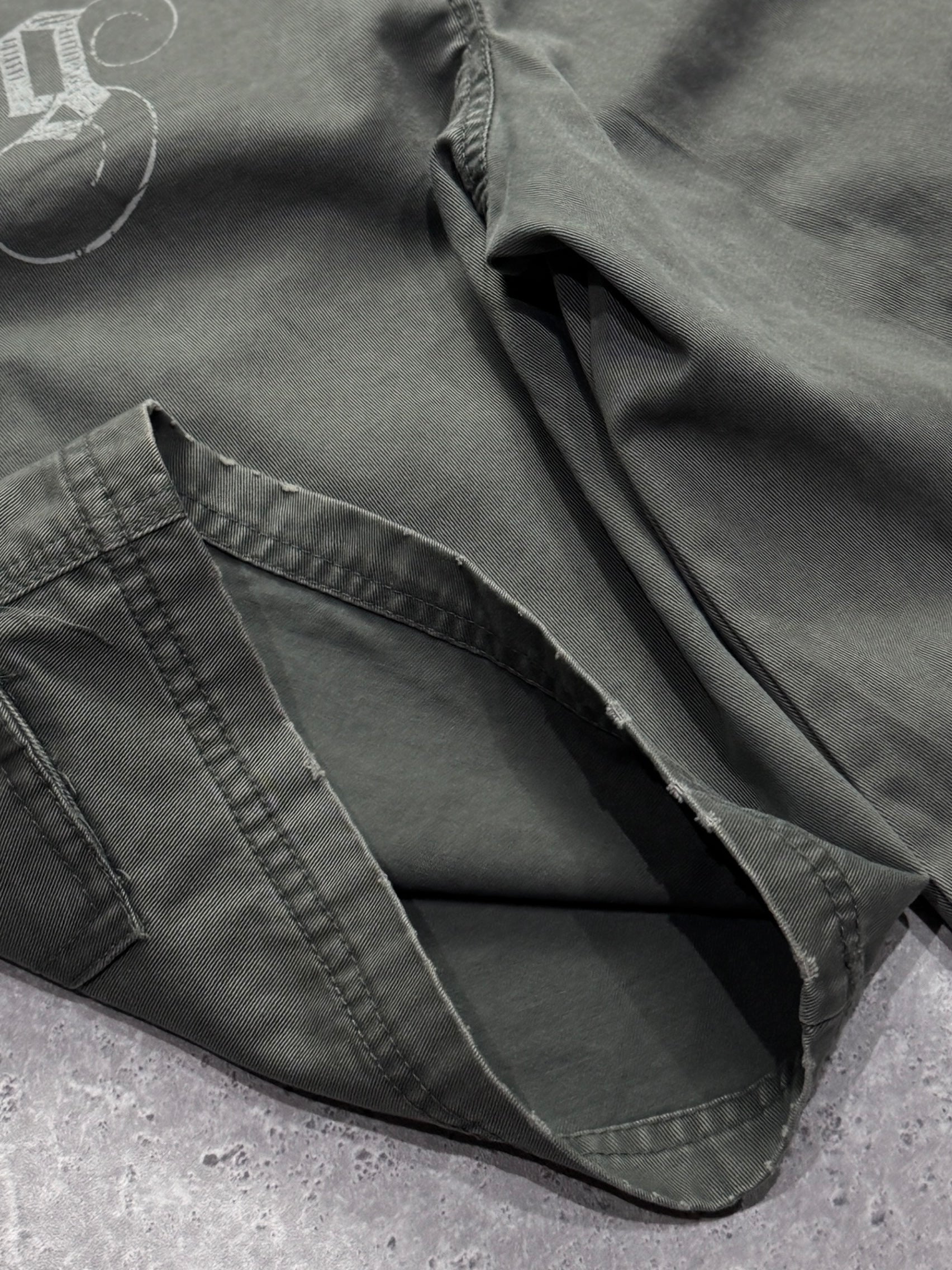 Vintage Y2K Deadstock Billabong Cargo Shorts (30”)