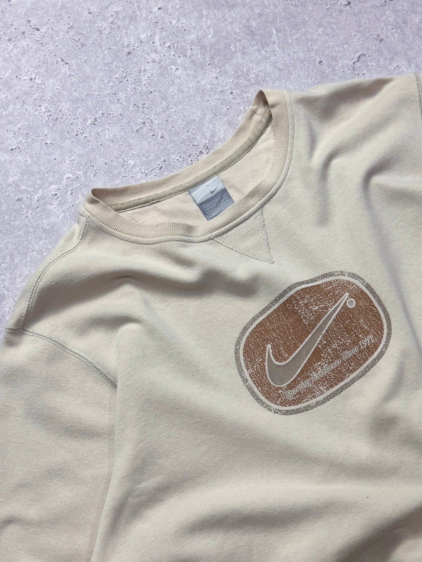 Vintage 2000s Nike Logo Sweater (L)