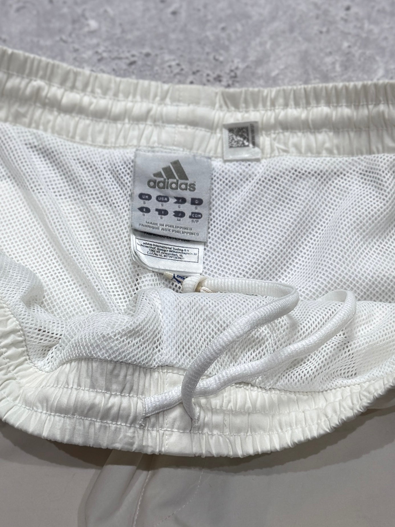 Vintage 2000s Adidas Adjustable 3/4 Track Shorts (M)