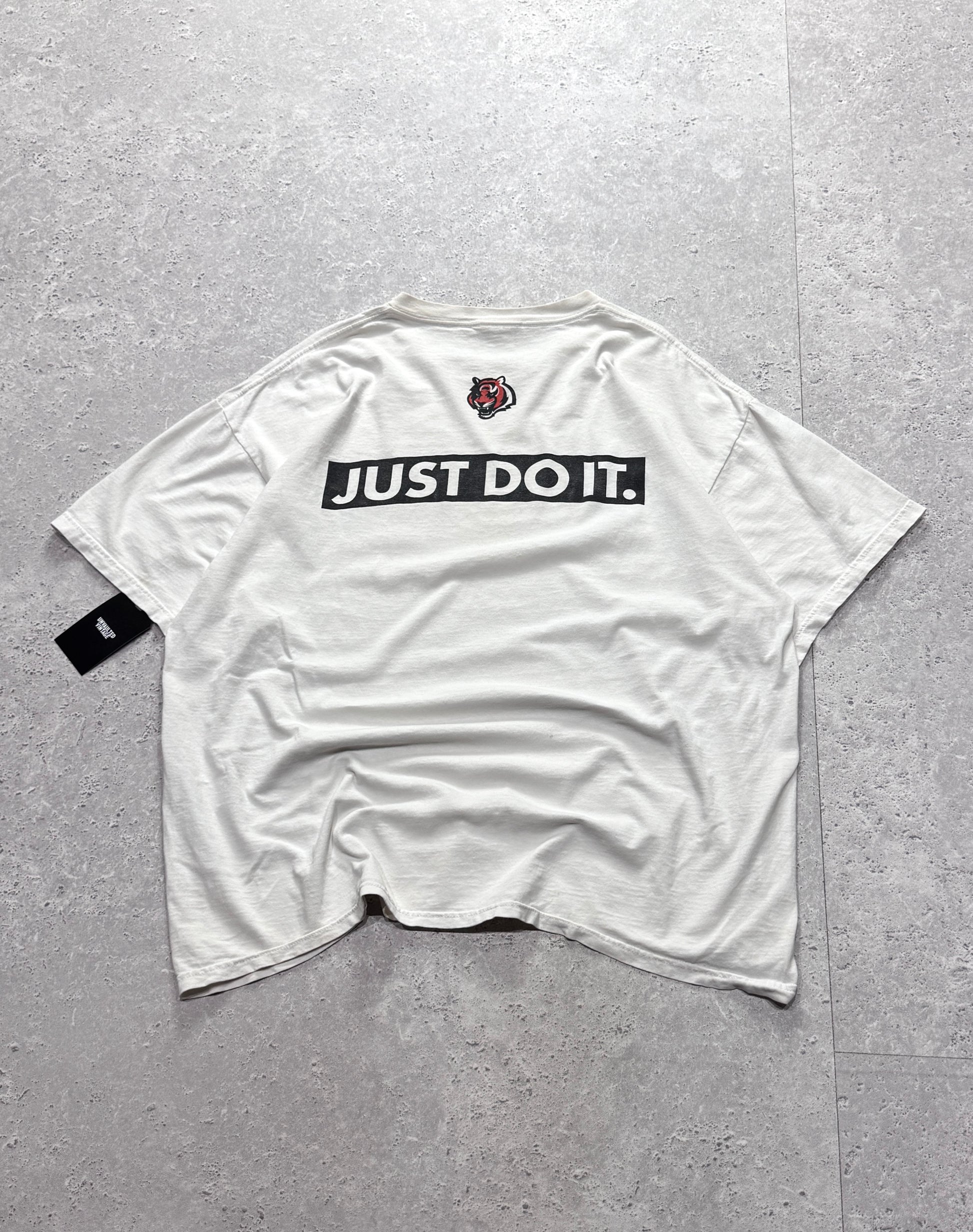 Vintage 90s Nike X Cincinnati Bengals NFL Tee (XL)