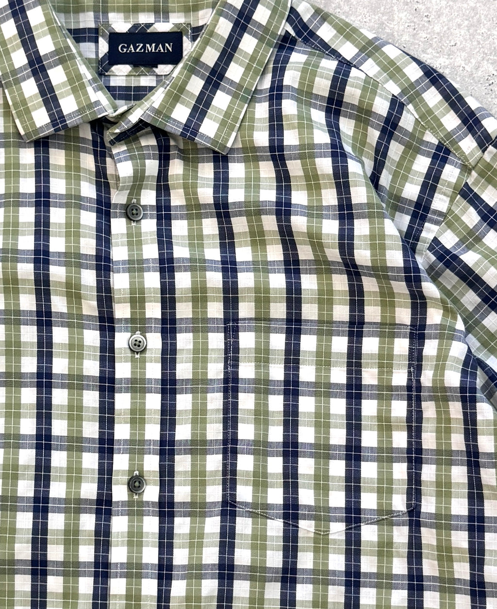 Vintage 2000s Button Up Shirt (2XL)