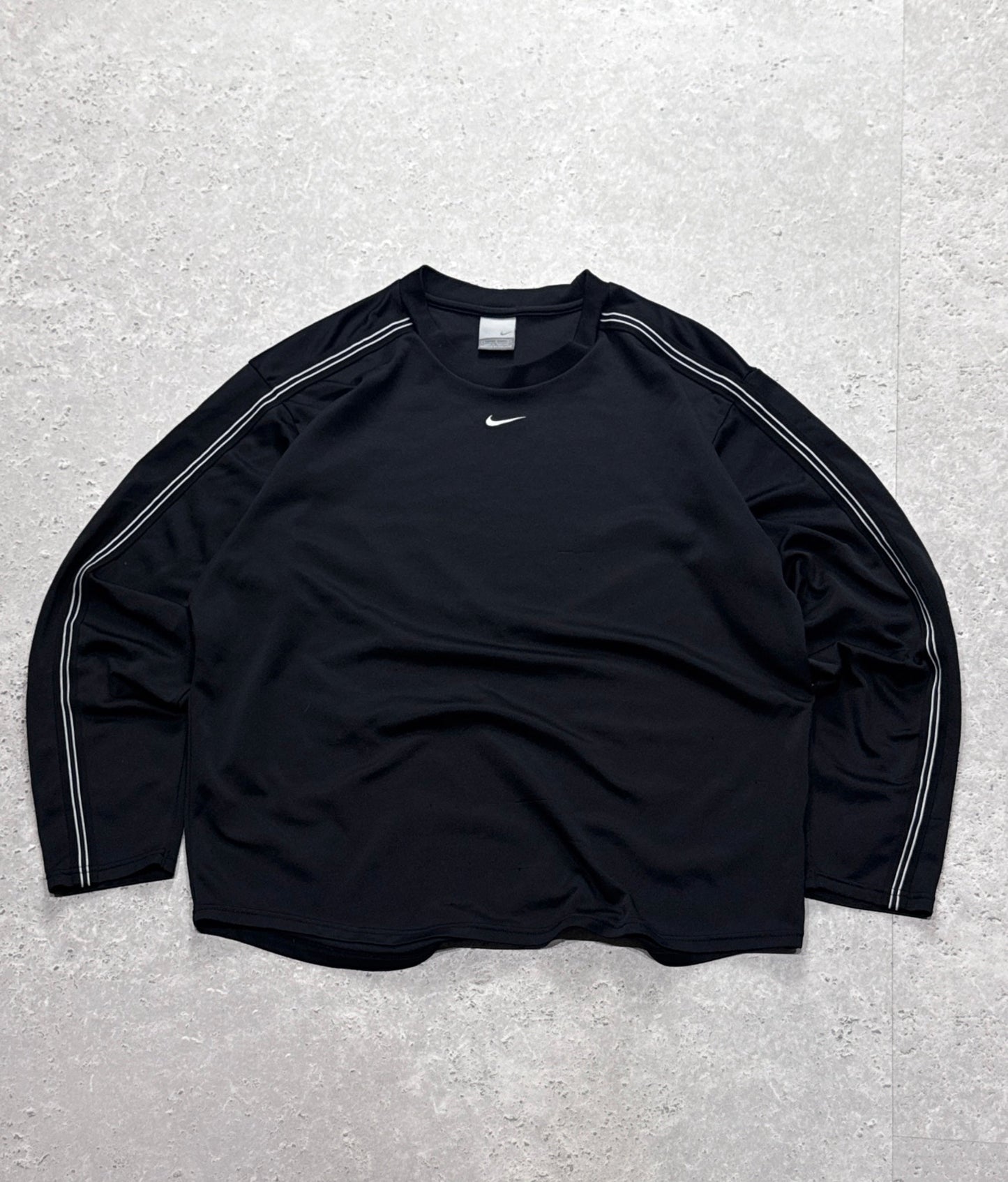 Vintage 2000s Nike Long Sleeve Training Tee (L)