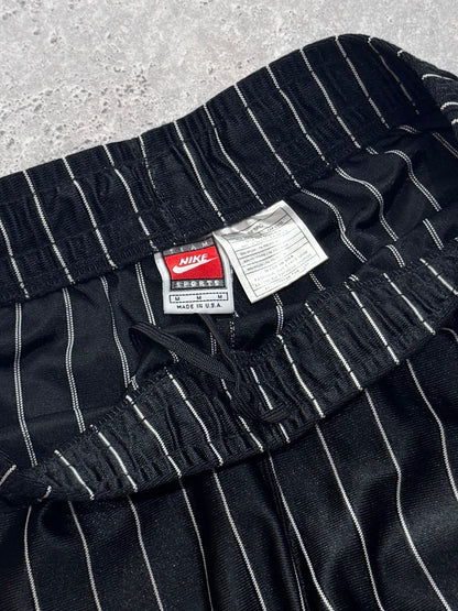 Vintage 90s Nike Pin Stripe Basketball Shorts (M)