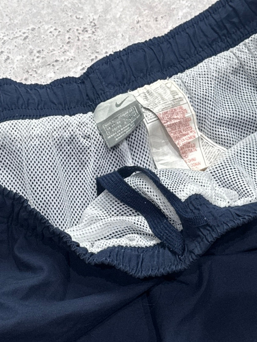 Vintage 2000s Nike Adjustable 3/4 Track Shorts (L)