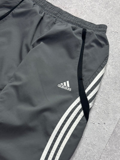 Vintage 2000s Adidas Adjustable 3/4 Track Shorts (S)