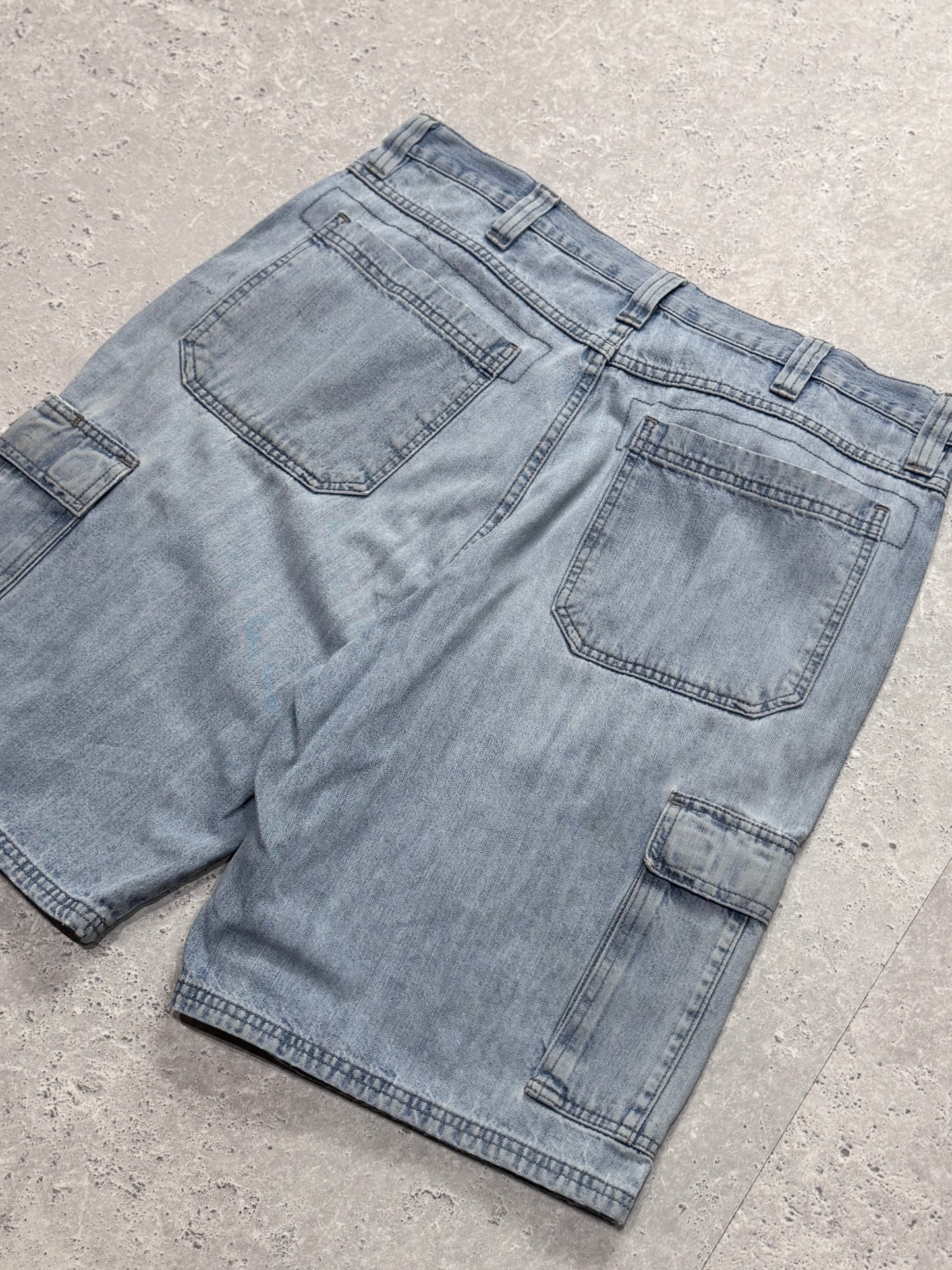 Vintage Wrangler Cargo Carpenter Jorts (36")