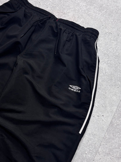 Vintage 2000s Umbro Adjustable 3/4 Track Shorts (30")