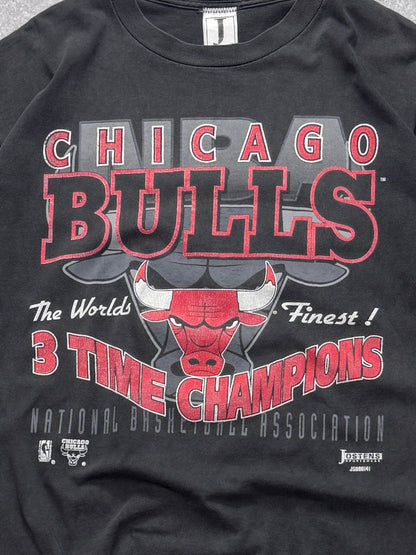 Vintage 90s Chicago Bulls NBA Tee (XL)
