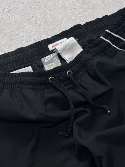 Vintage 2000s Nike Spellout 3/4 Track Shorts (XL)