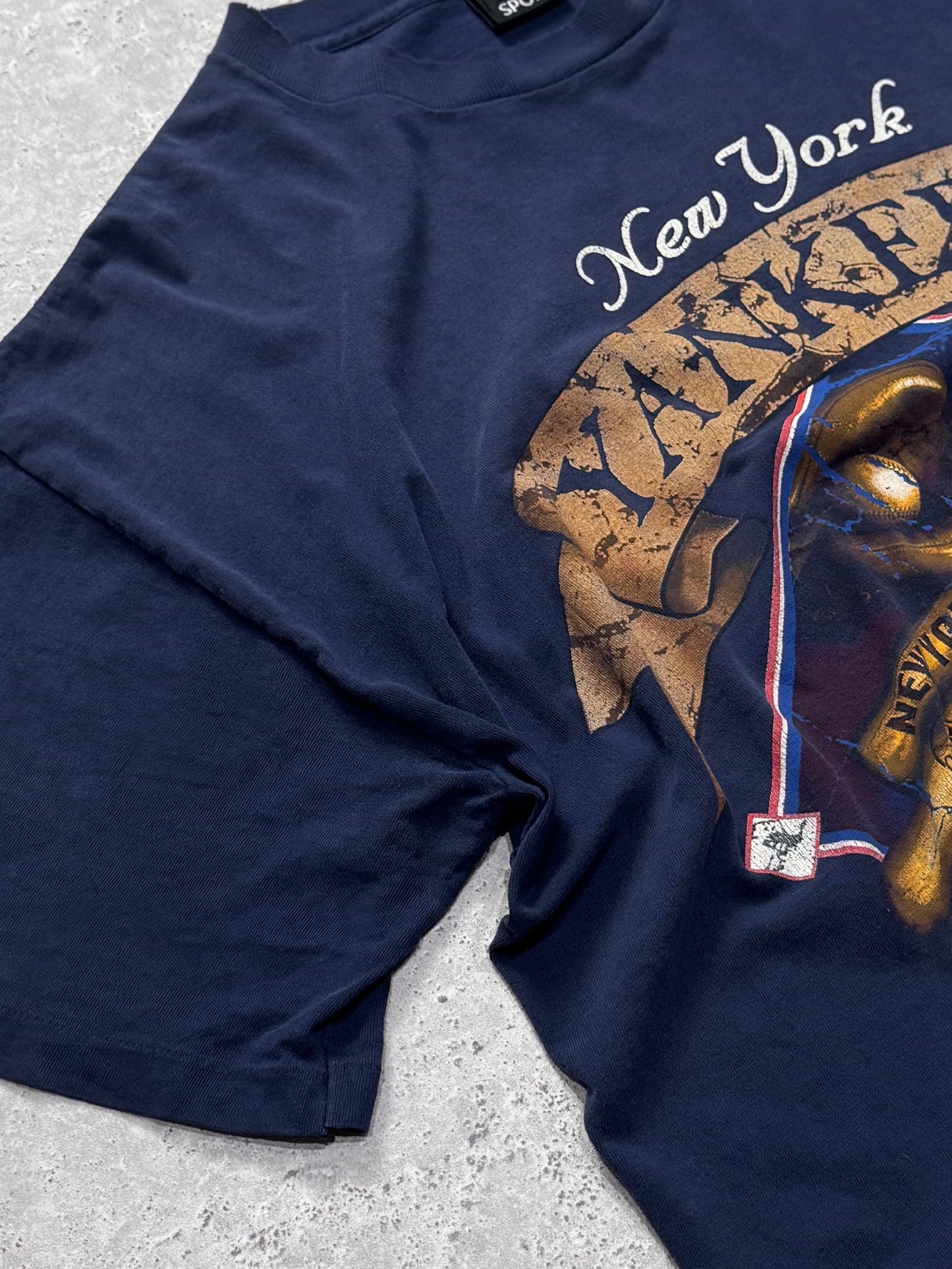 Vintage 90s New York Yankees MLB Tee (XL)