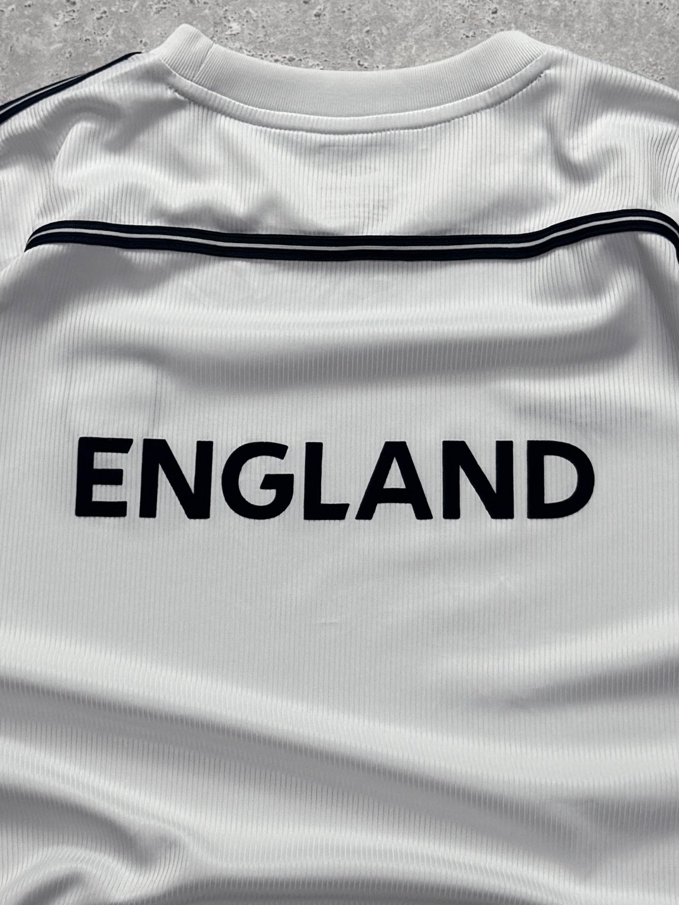 Vintage 2000s England Football Training Jersey (XL)