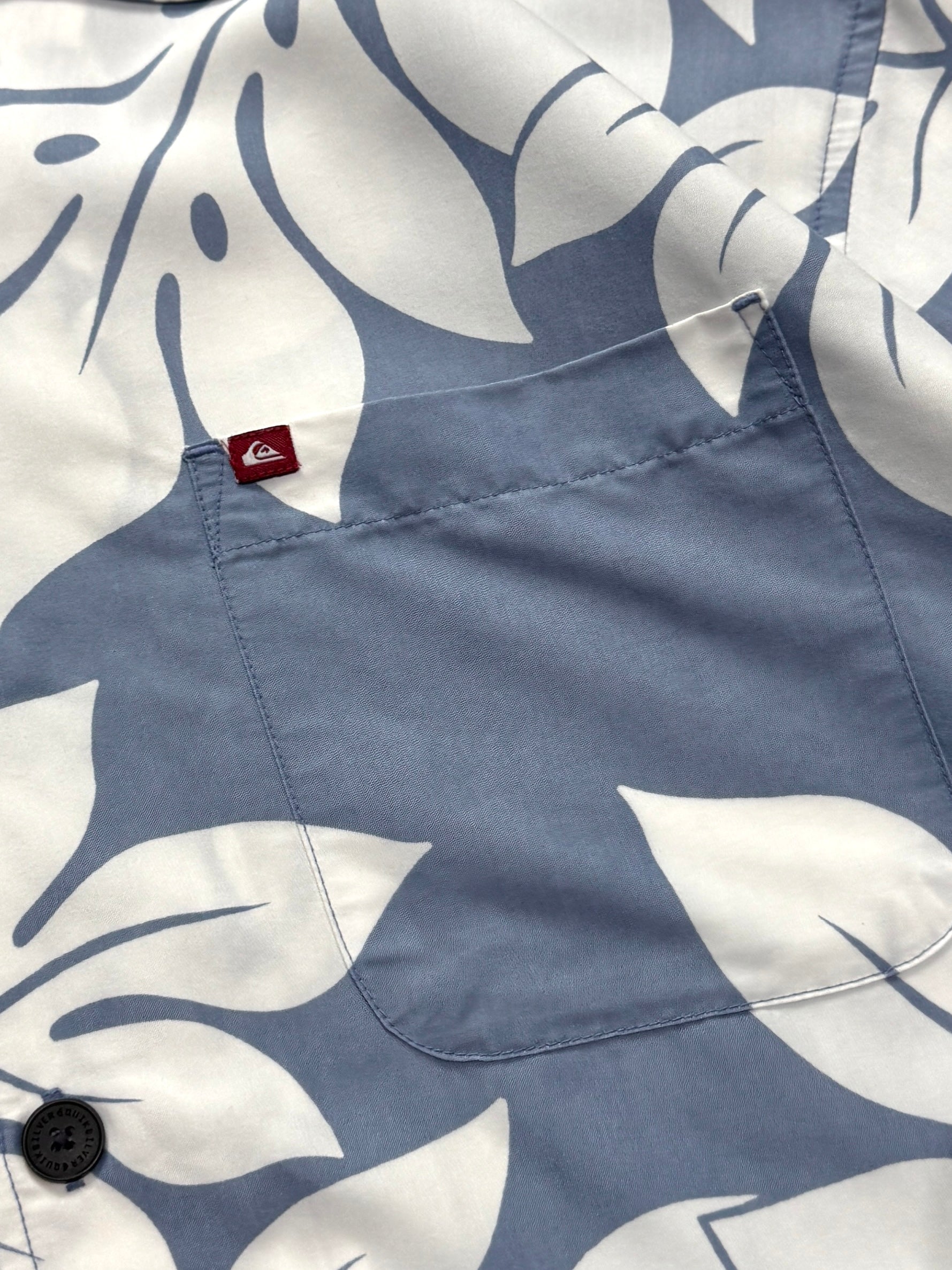 Vintage 90s Quiksilver Floral Surfwear Button Up Shirt (XL)