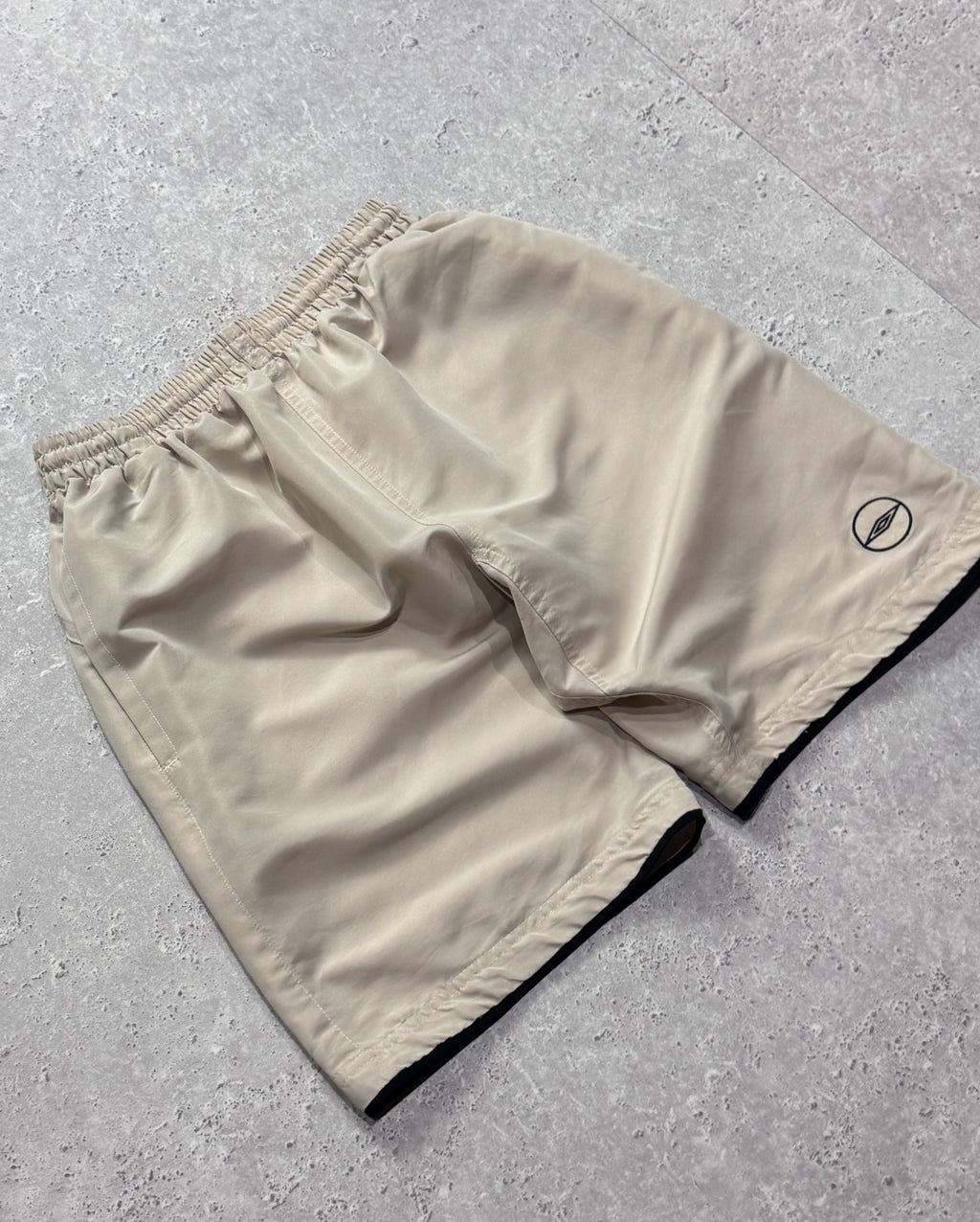 Vintage 2000s Umbro Running Shorts (S)