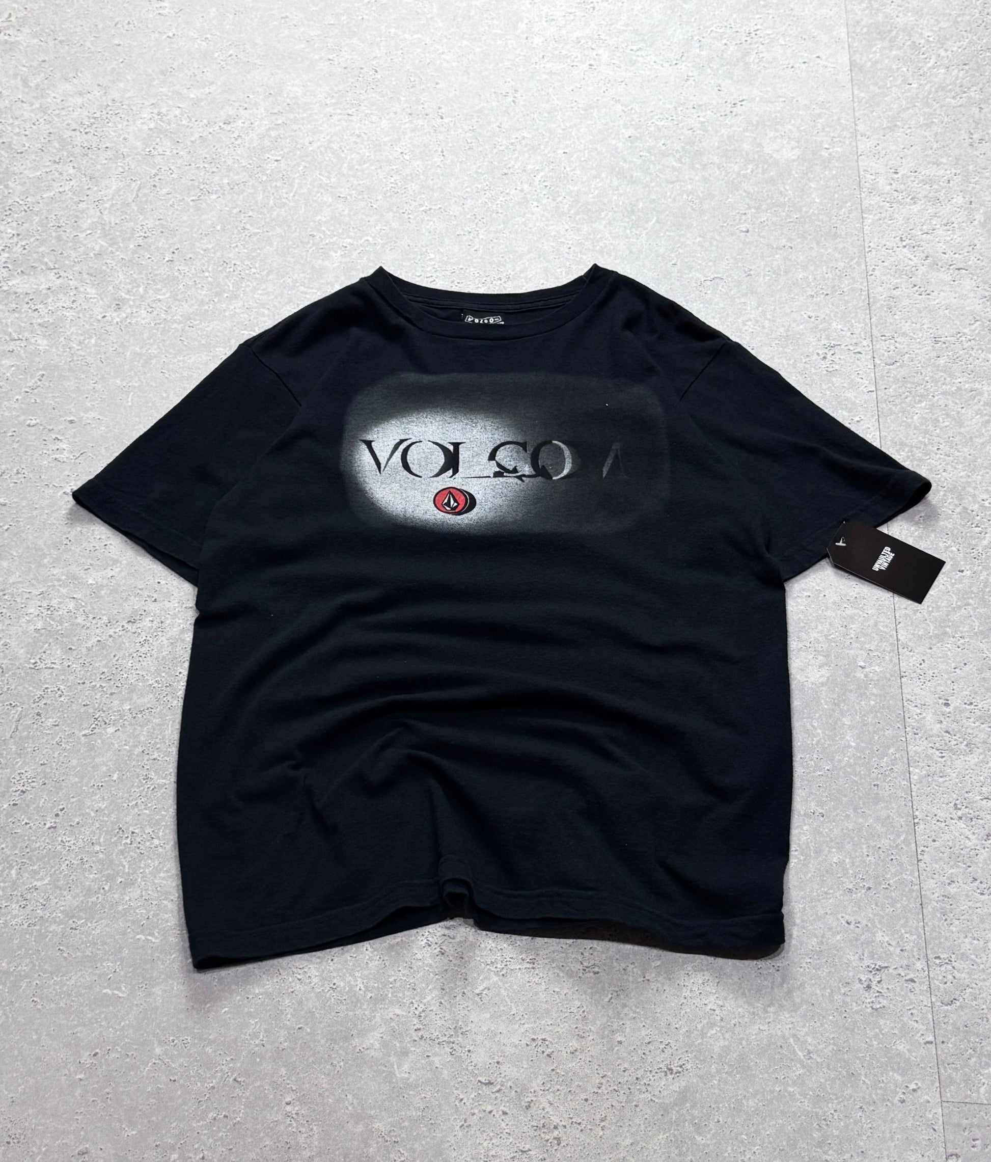 Vintage Y2K Volcom Surfwear Tee (M)