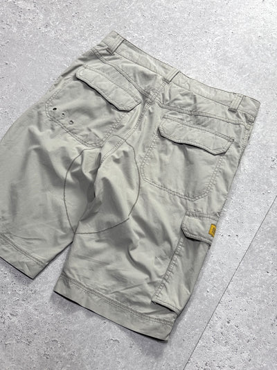 Vintage Y2K Utility Cargo Shorts (32”)