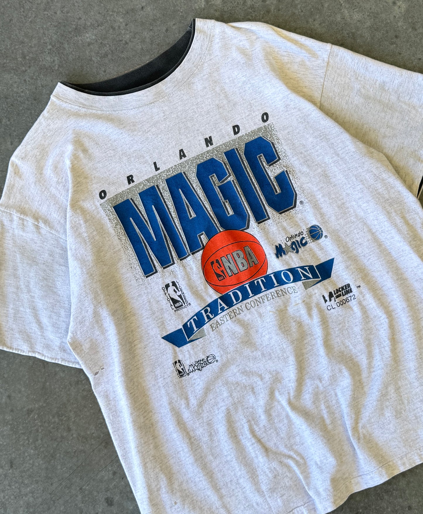 Vintage 90s Orlando Magic Two Tone Tee (L)