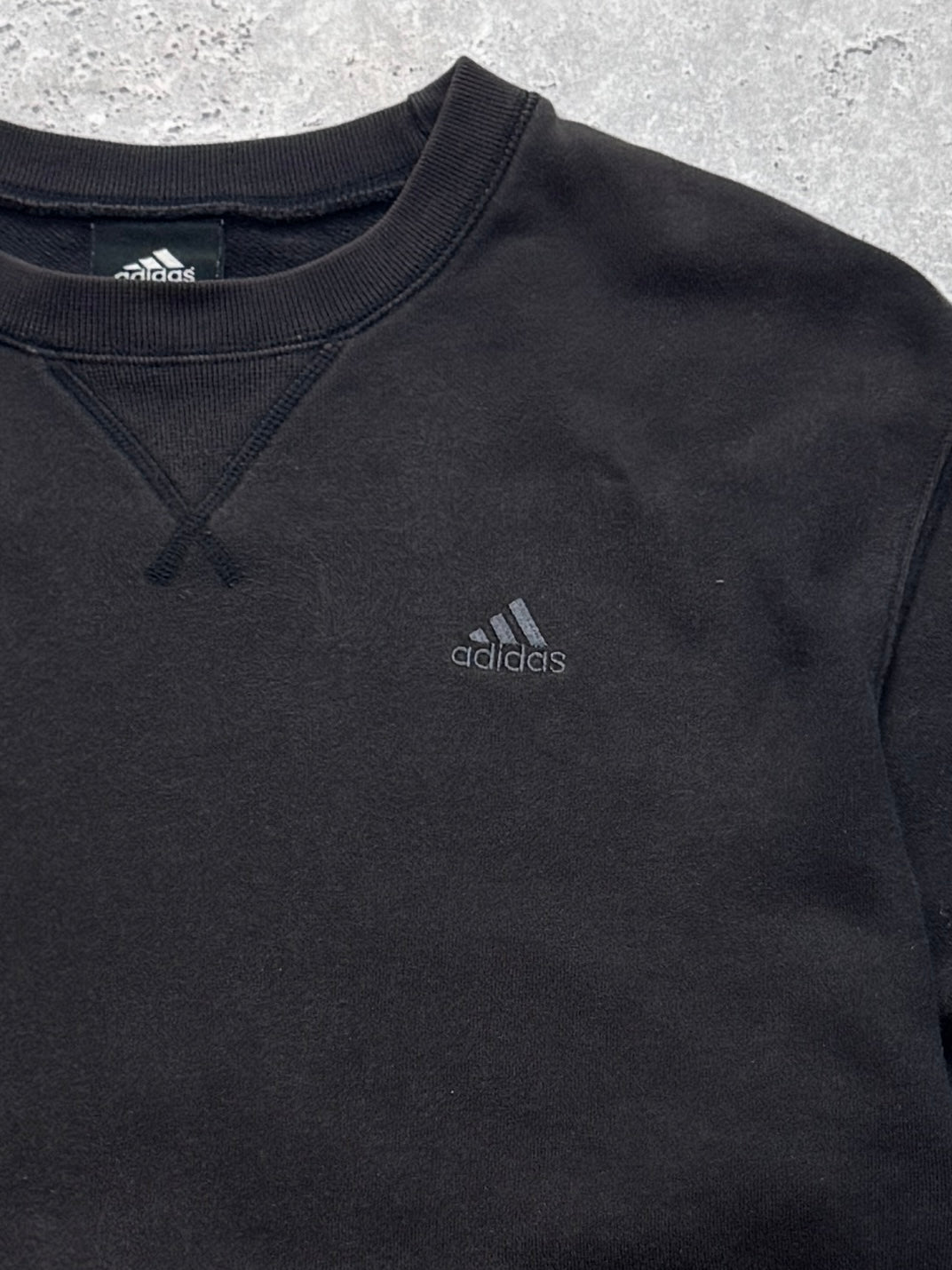 Vintage 2000s Adidas Embroidered Sweater (L)