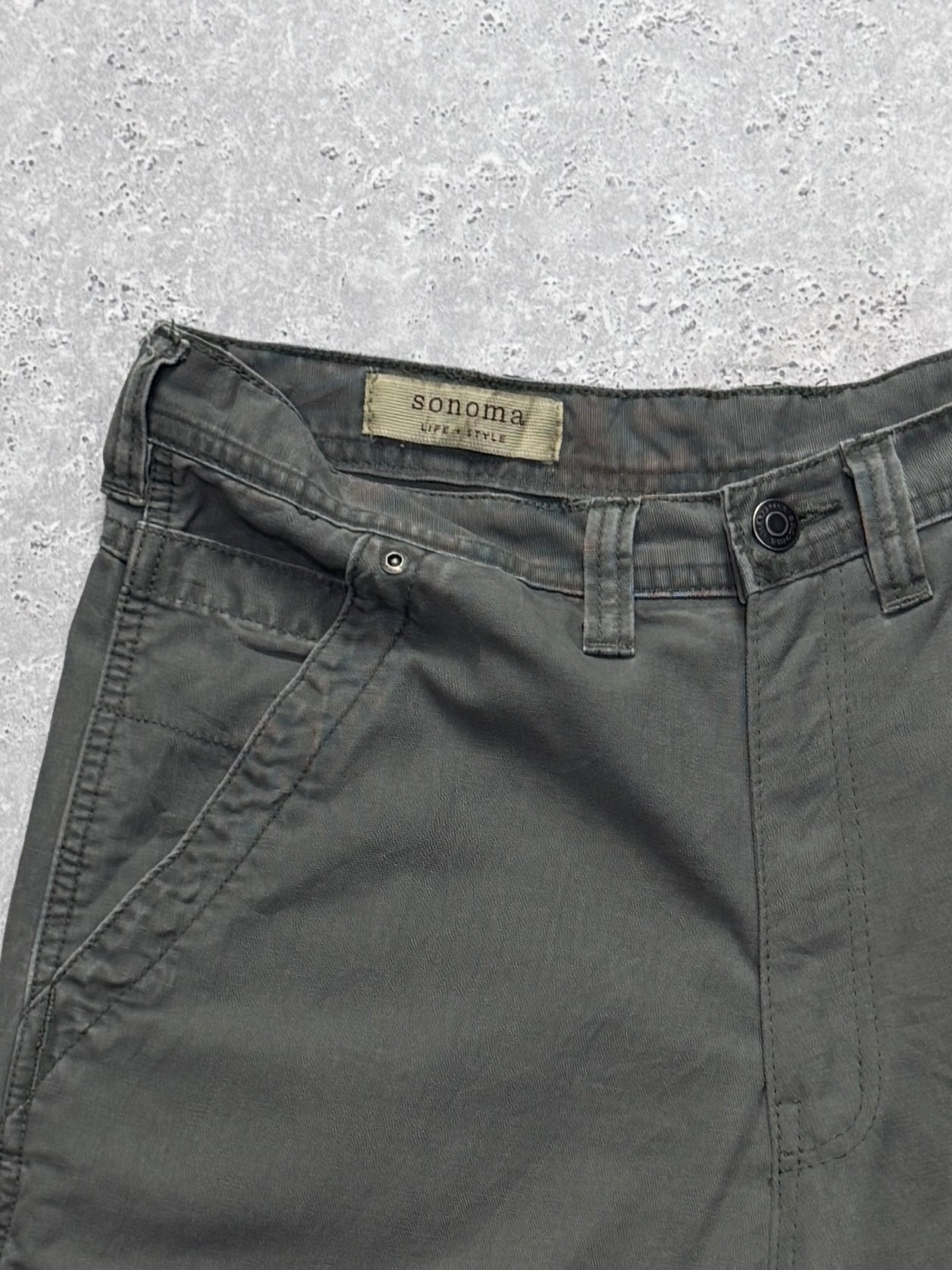 Vintage 2000s Carpenter Shorts (32")