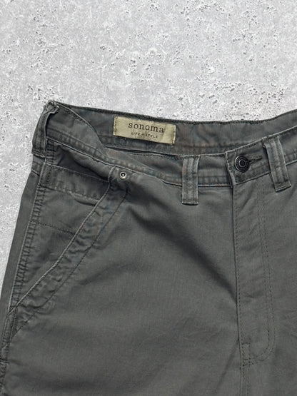 Vintage 2000s Carpenter Shorts (32")