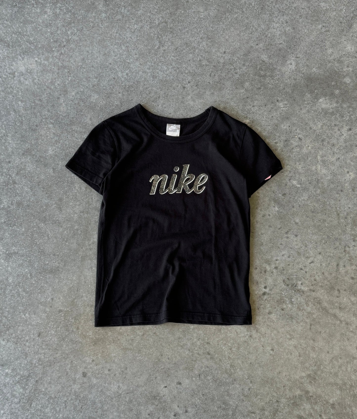 Vintage 00s Nike Spellout Baby Tee (M)