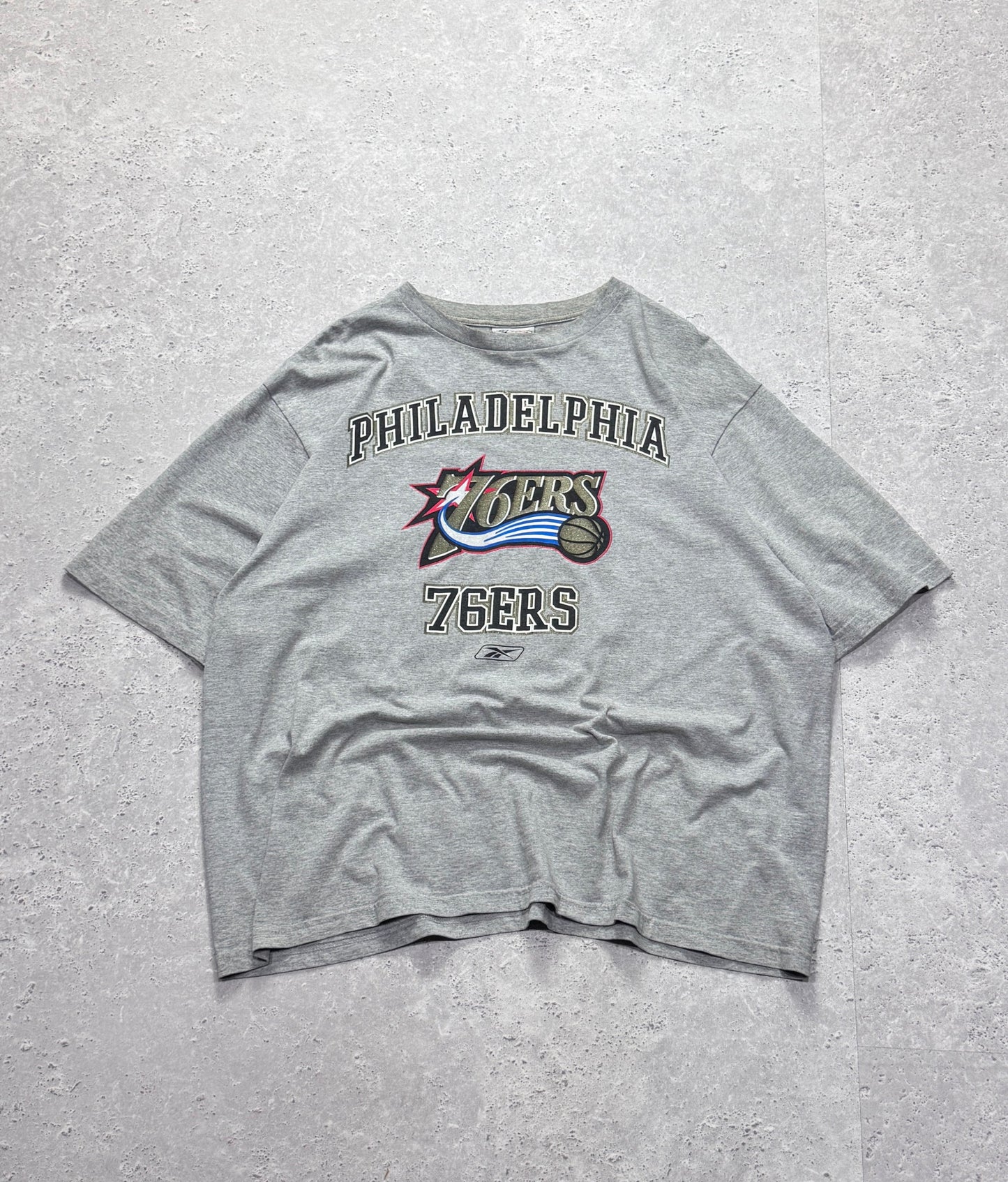 Vintage Reebok X Philadelphia 76ers NBA Tee (2XL)