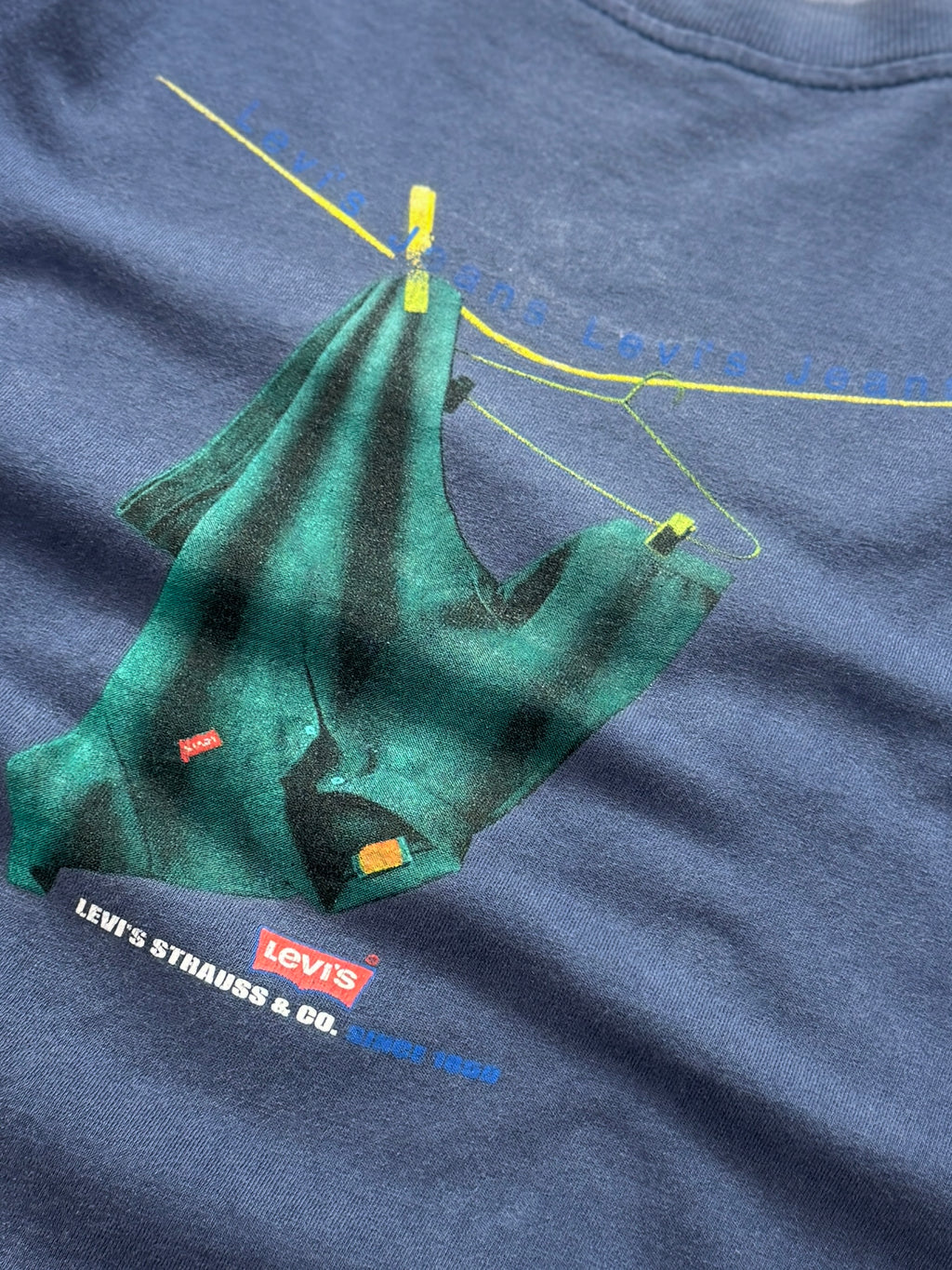 Vintage 90s Levi’s Strauss Promo Tee (L)