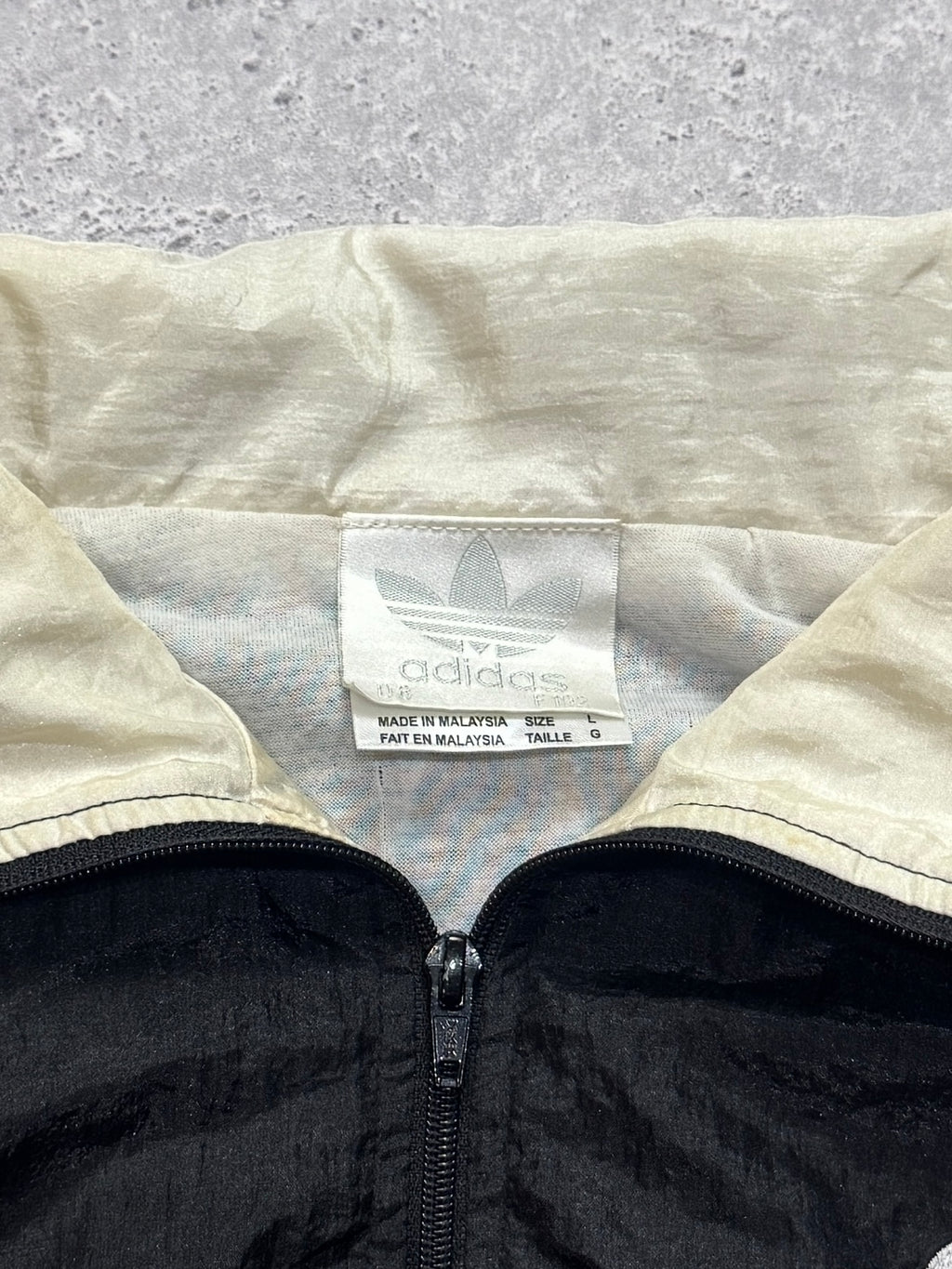 Vintage 90s Adidas Patterned Windbreaker Jacket (L)