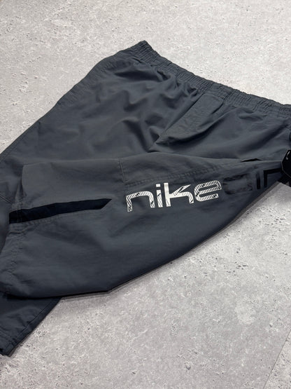 Vintage 2000s Nike Air Adjustable 3/4 Track Shorts (34")