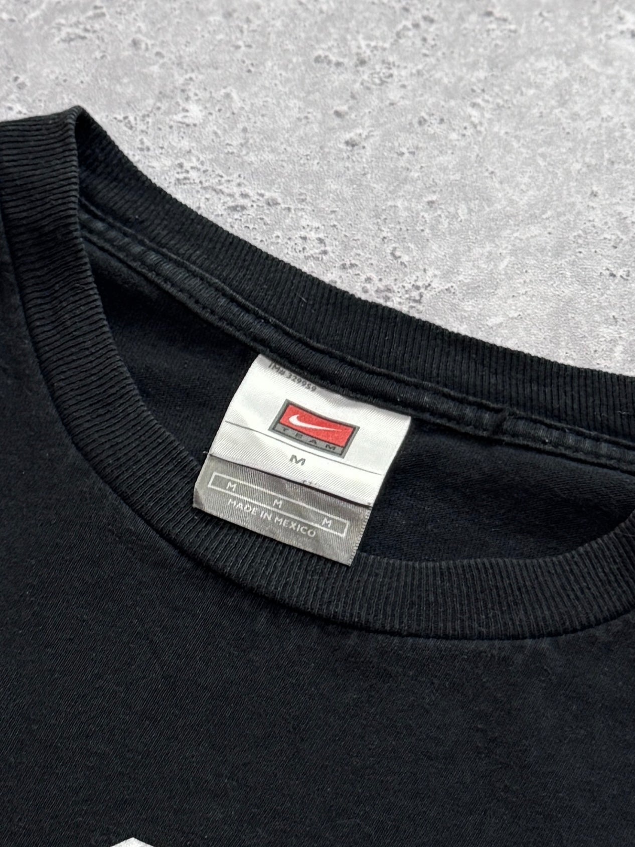 Vintage 2000s Nike College Tee (M)