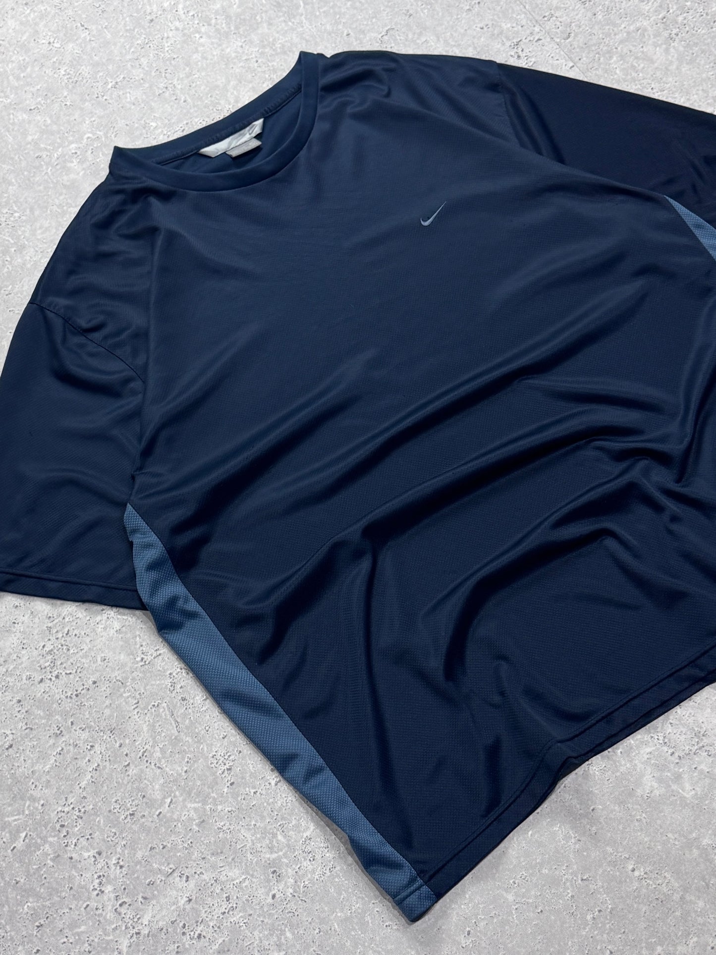 Vintage 2000s Nike Embroidered Training Tee (2XL)