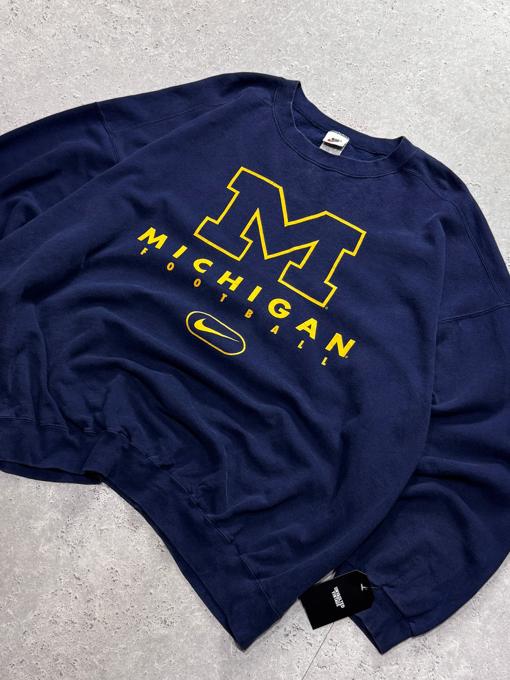 Vintage 90s Nike X Michigan College Sweater (2XL)