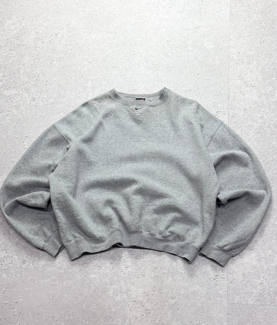 Vintage 2000s Nike Essential Sweater (L)