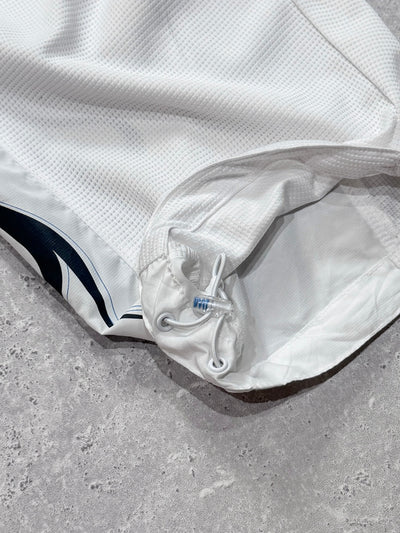 Vintage Y2K Umbro Adjustable 3/4 Track Shorts (M)