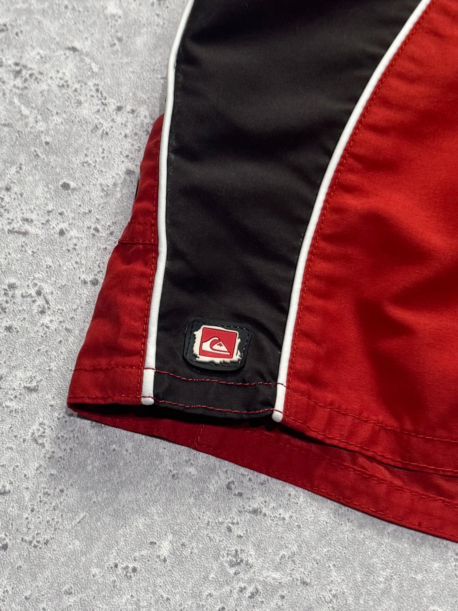 Vintage Y2K Quiksilver Boardshorts (36”)