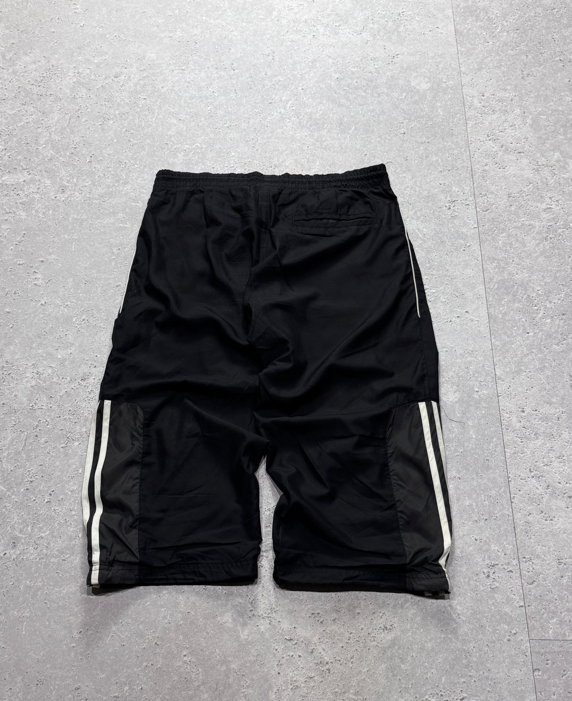 Vintage 2000s Adidas Adjustable 3/4 Track Shorts (M)