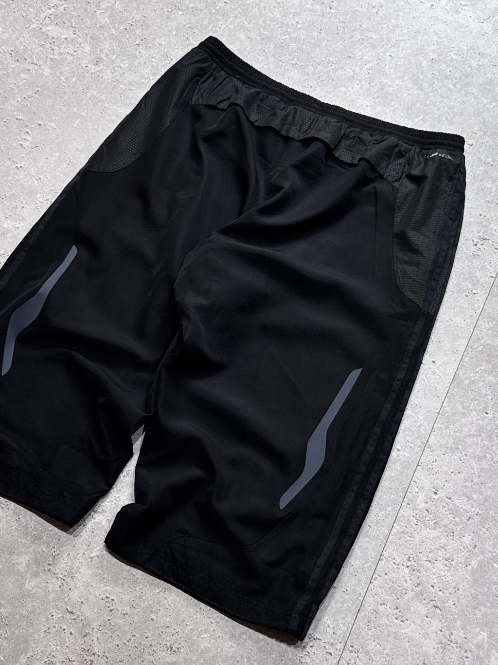 Vintage 2000s Adidas Adjustable 3/4 Track Shorts (XL)