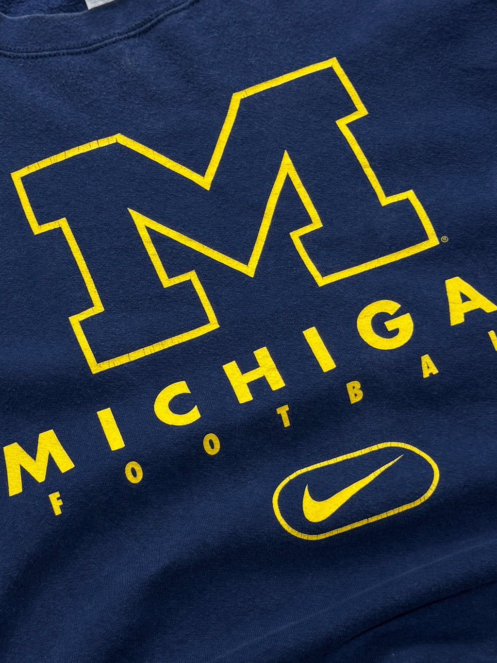 Vintage 90s Nike X Michigan College Sweater (2XL)