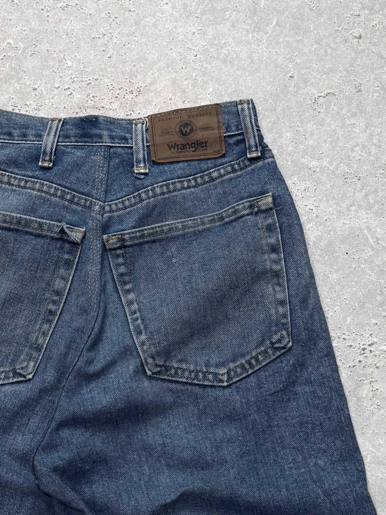 Vintage 2000s Wrangler Denim Jorts (28")
